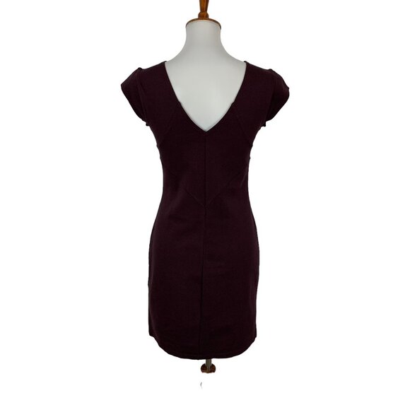 Athleta Illusion Dress Small Maroon Sleeveless Sheath Activewear Work - Picture 5 of 8